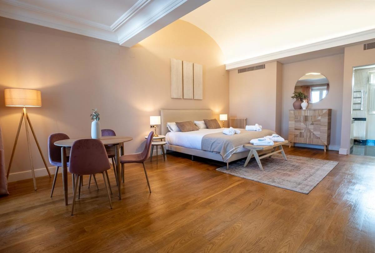 Hotel Font De La Canya Avinyonet del Penedès Kültér fotó