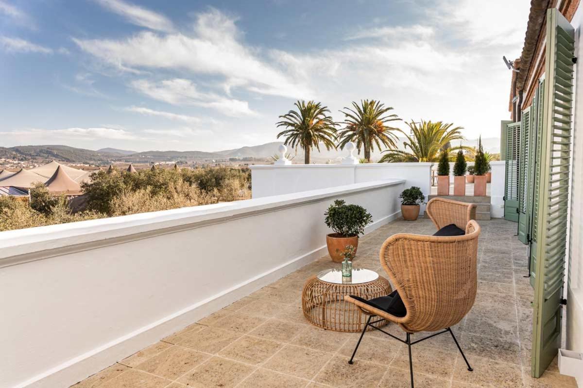 Hotel Font De La Canya Avinyonet del Penedès Kültér fotó