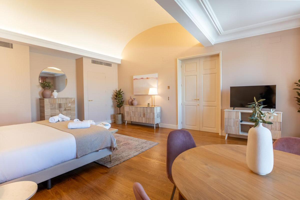 Hotel Font De La Canya Avinyonet del Penedès Kültér fotó