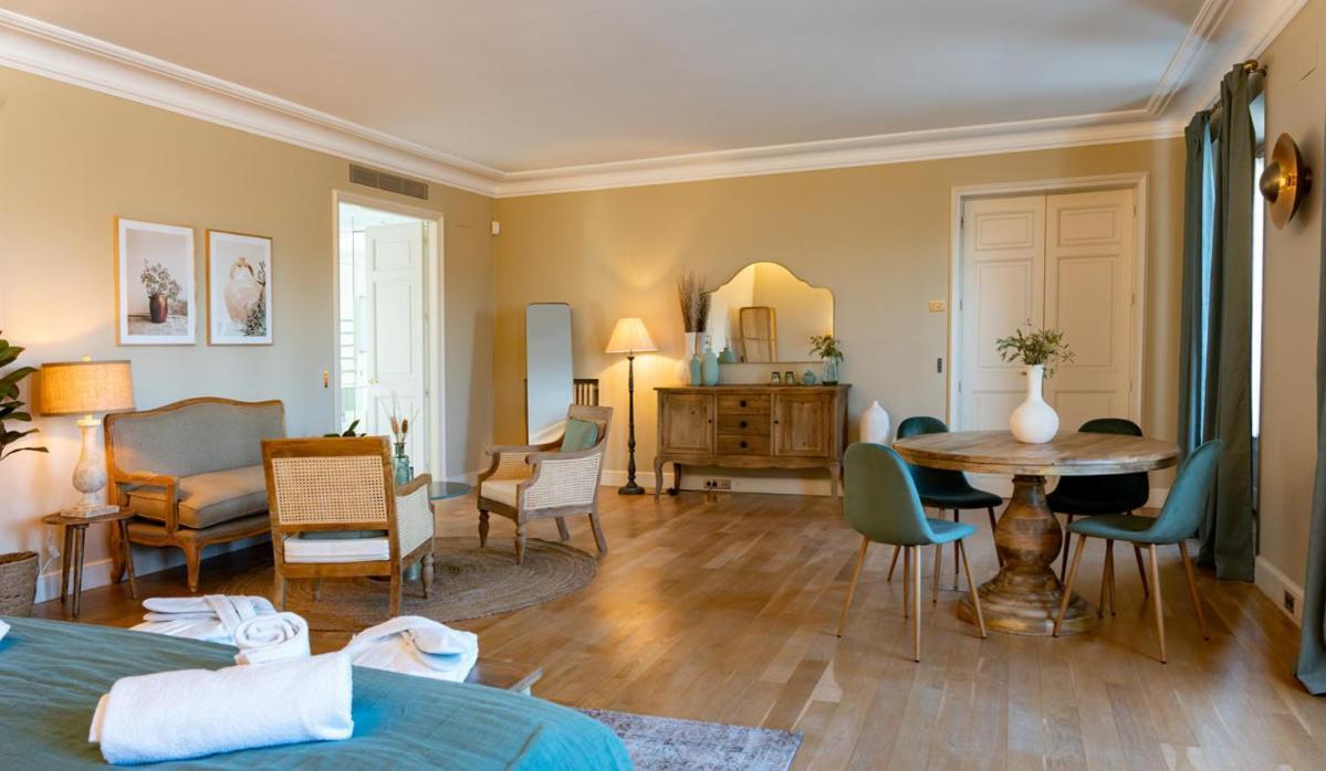 Hotel Font De La Canya Avinyonet del Penedès Kültér fotó